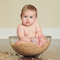 Introducing Solid Foods to Baby